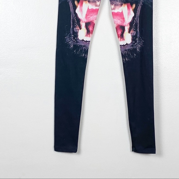 ASOS Petite High Rise Black Legging In Panther 2 - Picture 8 of 8